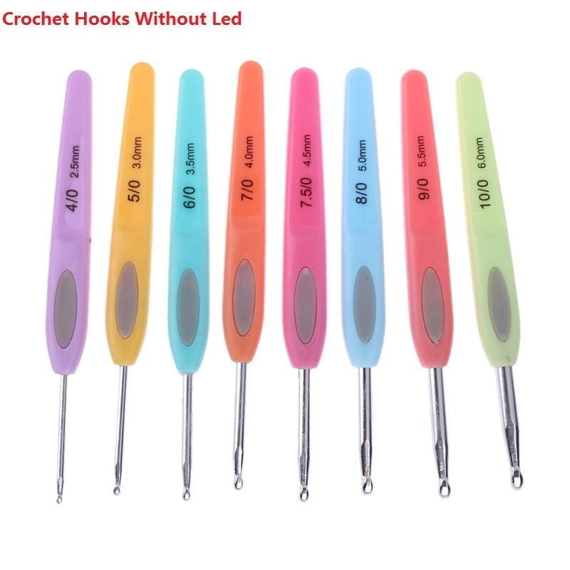 8pcs Set Crochet Hooks With Without Led Plastic Handle Knitting Needles Set 2.5 6mm Needle Sewing Kit Multicolour Sewing Tool