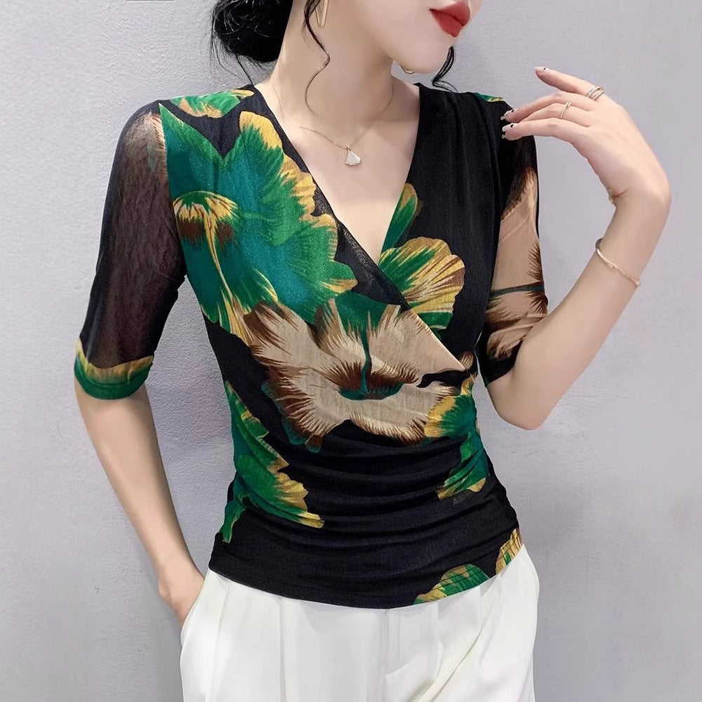 Fashion Printed V-neck T-shirt Women's Half Sleeve