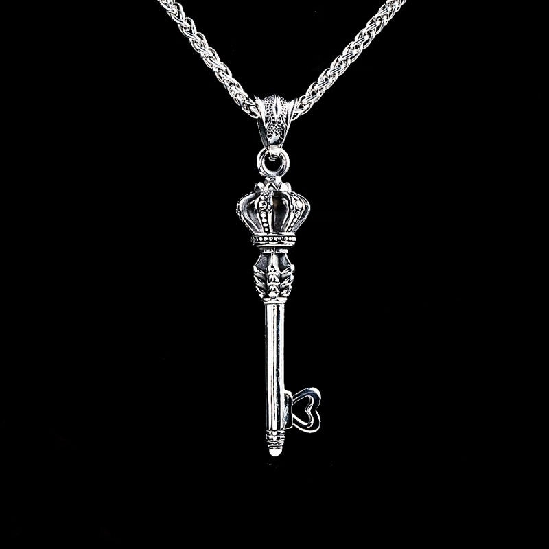 Men's Retro Fashion Crown Pendant Necklace