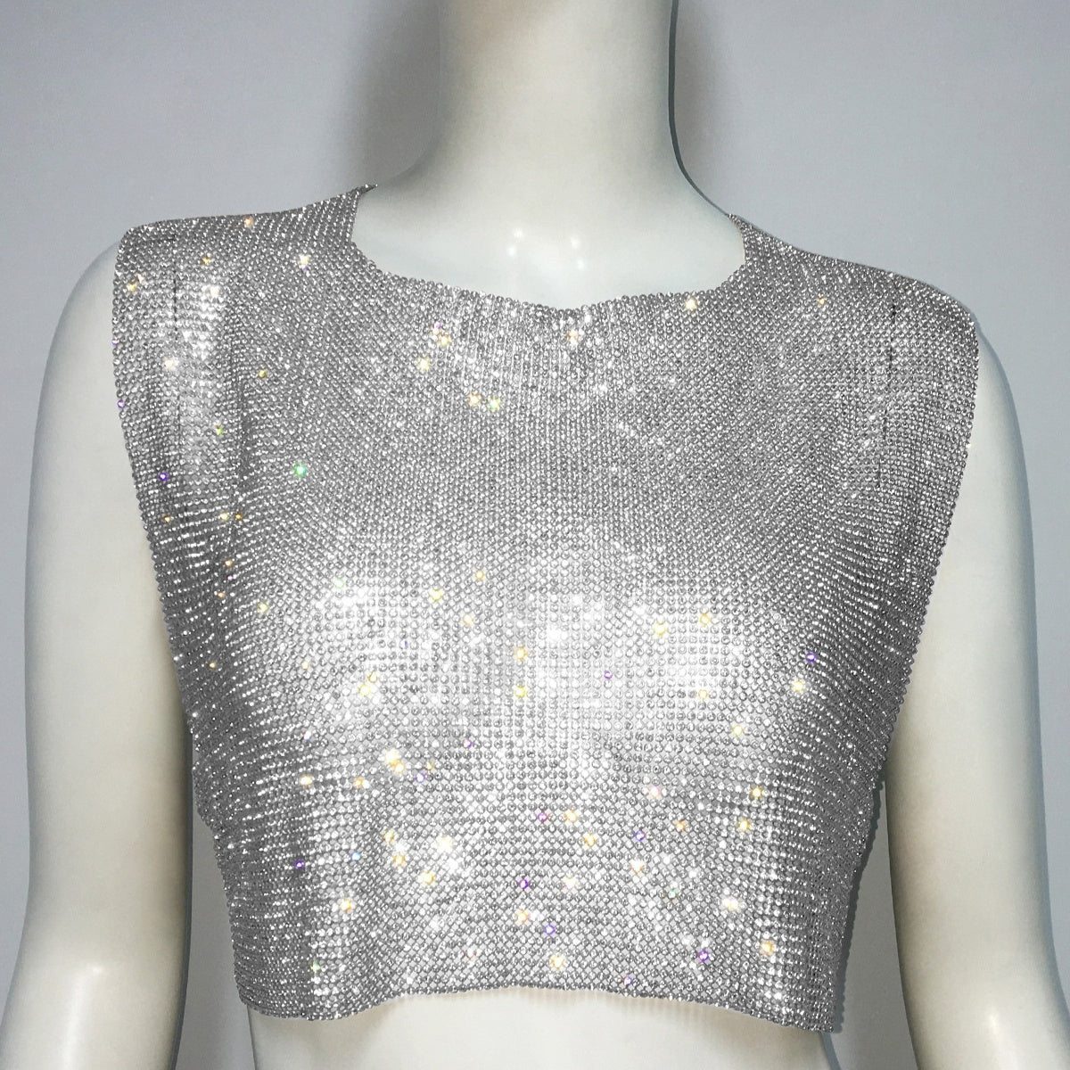 Ärmellose Bluse für Damen mit Metall-Strass, rückenfrei