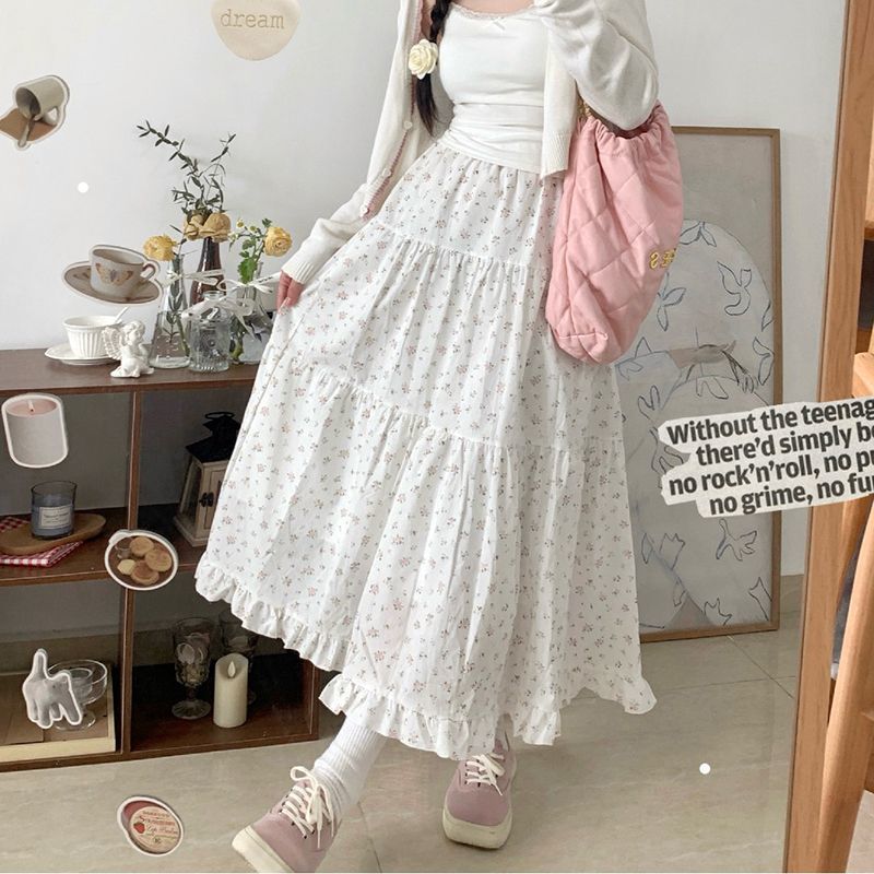 Age-reducing Wooden Ear Floral Niche Super Sweet Stitching Tiered-Ruffle Long Dress