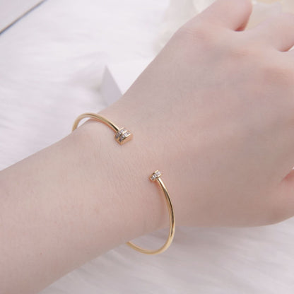 Simple Style Zircon Micro-inlaid Bracelet For Women Light Luxury