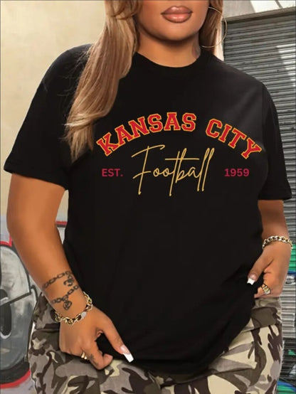 KC, Football Graphic Print T-Shirt - Crew Neck, A Comfortable Women's Short-sleeved Crew Neck T-shirt For Everyday Wear And Stylish Layering