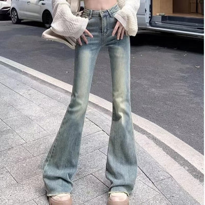 Gerade geschnittene Bootcut-Hose mit kleinem Hufeisen für Damen