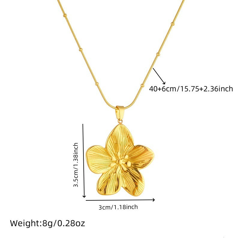 Fashion Minority Design Gold Plated Vintage Flower Necklace